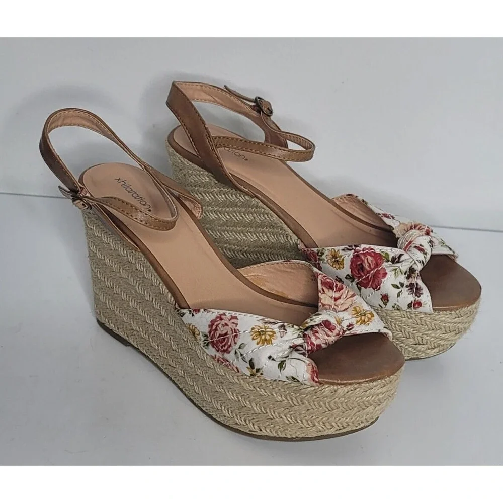 Xhilaration Womens Sandals 9 Twyla Floral Espadrille Platform Jute Wedge Heels
